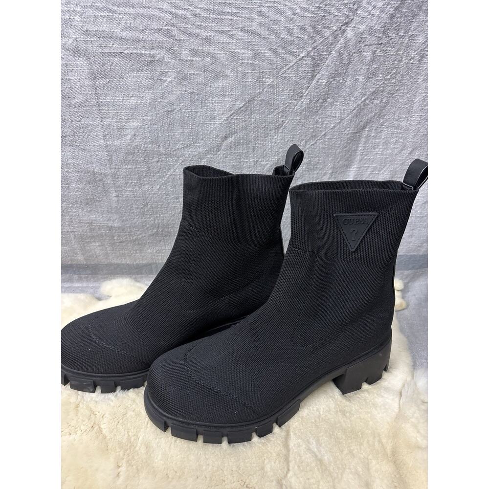 GUESS Chunky Platform Chelsa Boots Womens Sz 8 M Black 3” Heel